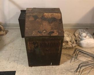 Flour Box