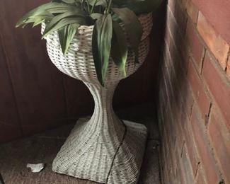Wicker Plant Stand