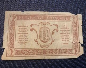 French Service Money