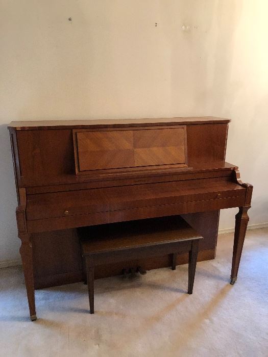 Hamilton Piano