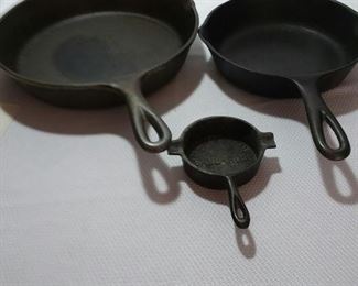 Iron Skillets https://ctbids.com/#!/description/share/324127