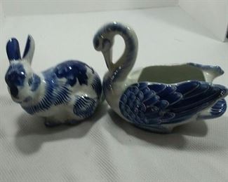 Blue and White rabbit and swan https://ctbids.com/#!/description/share/324133