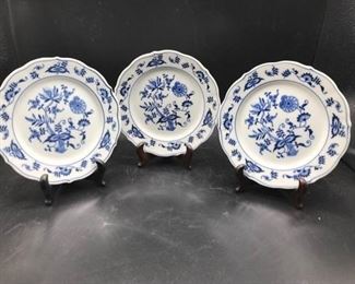 Blue Danube Plates https://ctbids.com/#!/description/share/324150