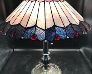 Stain Glass Style Lamp https://ctbids.com/#!/description/share/324157