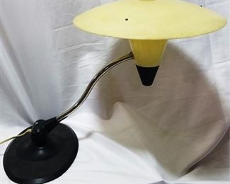 Atomic spaceship Lamp with acrylic shade