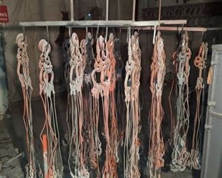 Metal Hanging Track With Accessories