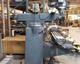 Bridgeport Lagun Vertical Milling Machine