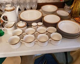 Cool Gold rimmed dishes