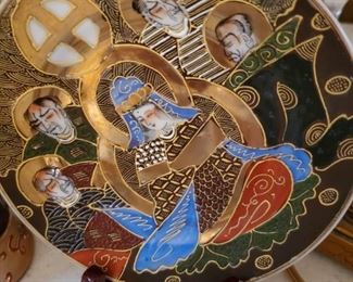 Plate.  With Faces.  I'm lost.