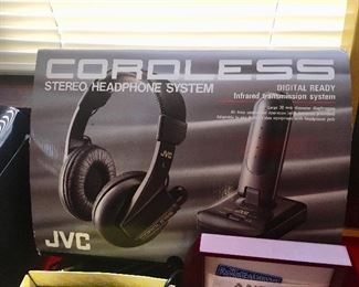 Cordless JVC Stereo Headphone System 