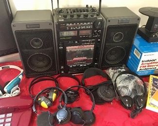 Hitachi Stereo - Misc Headphones 