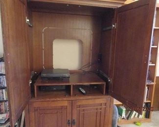 Television console cabinet