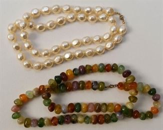 Jewelry - Necklaces / Beads