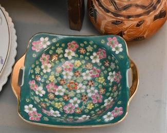 Vintage China Plates & Dishes