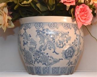 Chinese Pottery Planter (Blue & White)