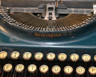 Vintage Remington Portable Typewriter