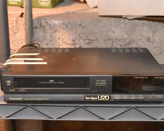 Mitsubishi VCR / VHS Player