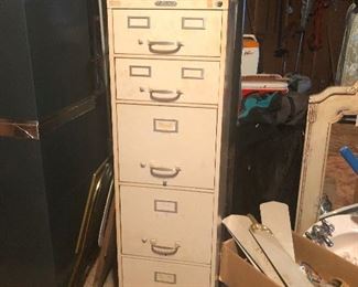 unimaginative scarecrow