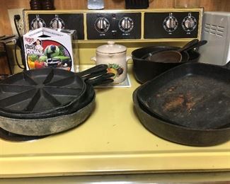 Cast iron pans and grill pans
