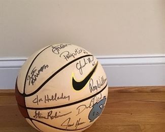 Roy Williams autographed team ball