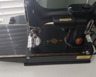 Singer featherlite sewing machine