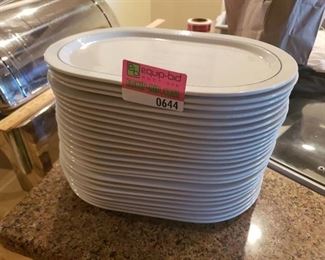 Lot of oval plates