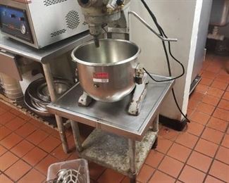 Thunderbird 20 qt mixer with stand