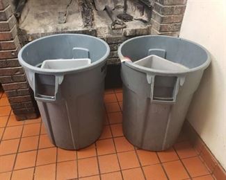 (4) trash cans