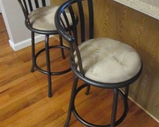 Metal Swivel Padded Bar Stools 