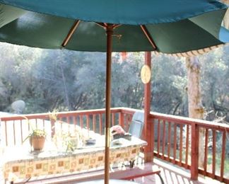 patio table w/ umbrella