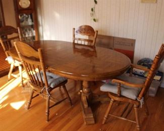 dining chair with 4 tables