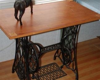 Singer sewing machine base table