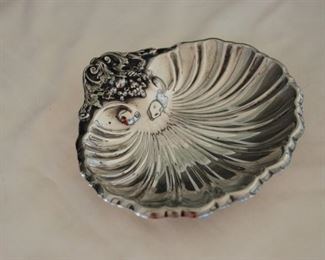 Sterling Silver Reed and Barton x571 there is also a sugar and creamer 