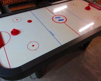 Harvard Air Hockey Table