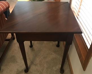 Bartley handmade drop-leaf game table; 27Wx27Dx28H