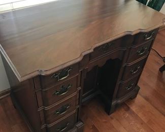 Bartley handmade Ford reproduction desk with block front and secret drawer; 36Wx21Dx31H