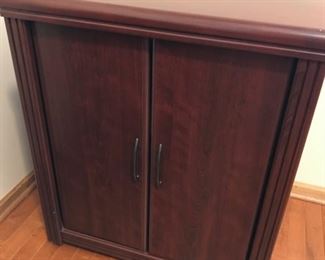 Office cabinet, laminate; 25.5Wx20Dx30H
