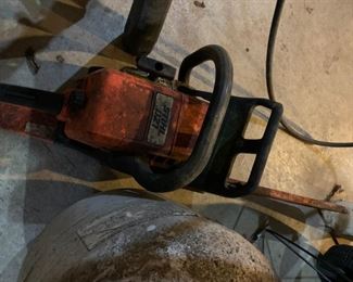 #210 STIHL D21 chainsaw *as is* $50.00