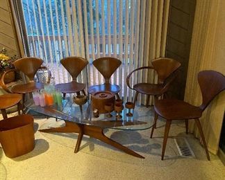 Adrian Pearsall  Coffee Table,  Set of Six Norman Cherner Plycraft Pretzel dining chairs.   Excellent Condition Mid Century Modern Furniture