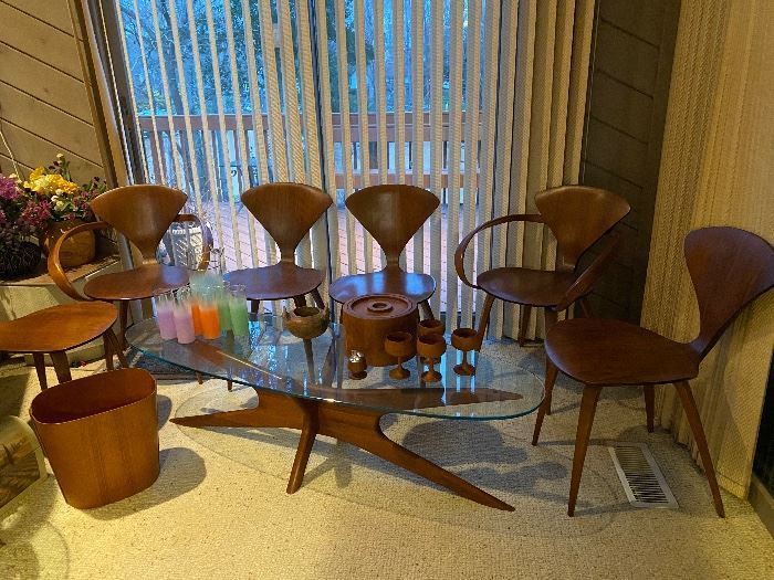 Adrian Pearsall  Coffee Table,  Set of Six Norman Cherner Plycraft Pretzel dining chairs.   Excellent Condition Mid Century Modern Furniture
