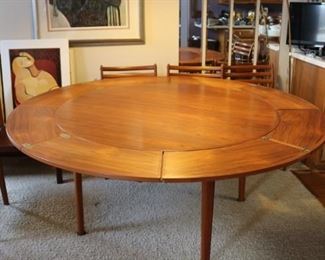 Mid-Century Modern Dyrlund Rosewood Flip-Flap Lotus Table