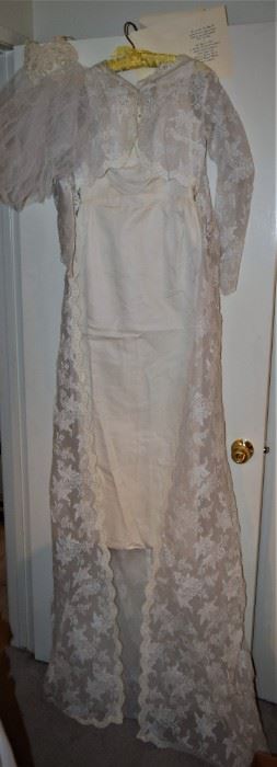 Beautiful 1966 Lace and Chiffion Wedding Dress and Vail