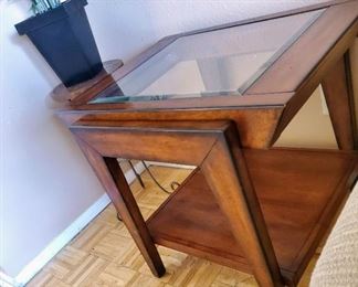End table with Beveled Glass Top