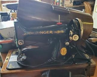 Singer Sewing Machine