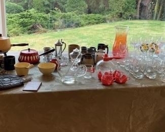 Vintage Fondue, Glassware