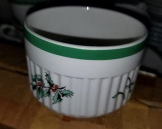 Spode set of Custard cups new in box