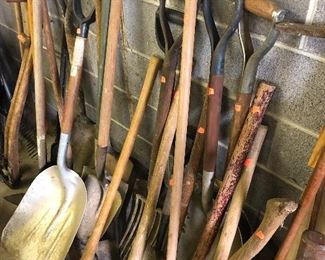 long handle garden tools