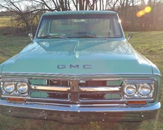 HAS HAD AN OFF FRAME RESTORATION IN 2018. ABSOLUTLY GEORGEOUS