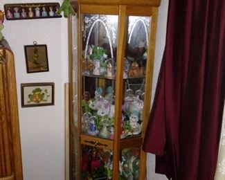 more curios - more frogs