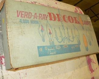 Verd-A-Ray Decor lamps